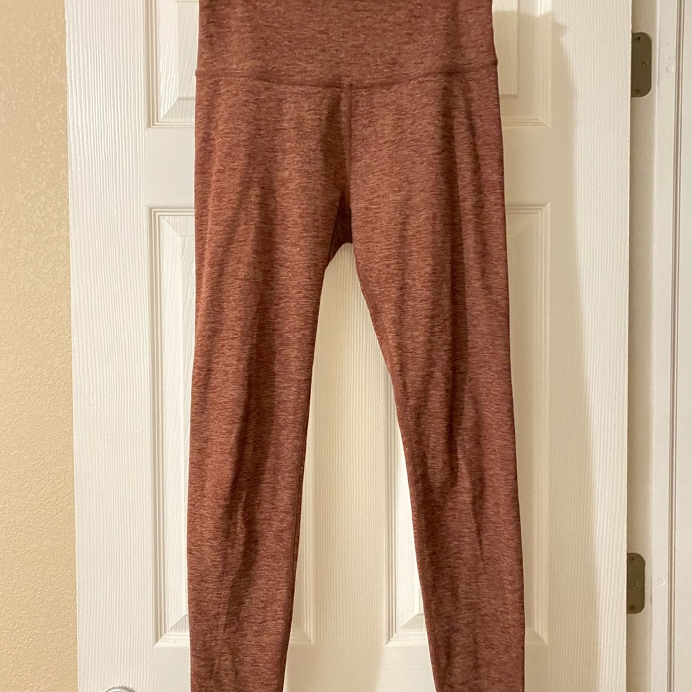 BEYOND YOGA leggings